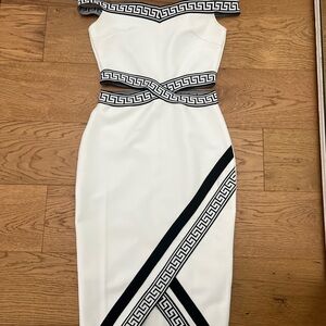 Elegant Versace Patterned night dress